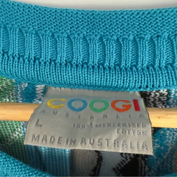 Vintage COOGi 3D Knit tunic Sweater Size: Large - Picture 4 of 4